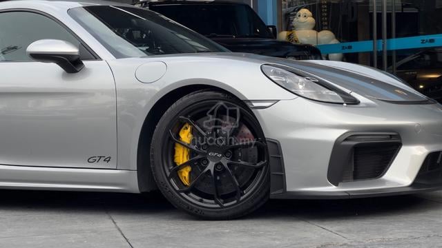 2021 Porsche CAYMAN 718 GT4 4.0 (M) - 4