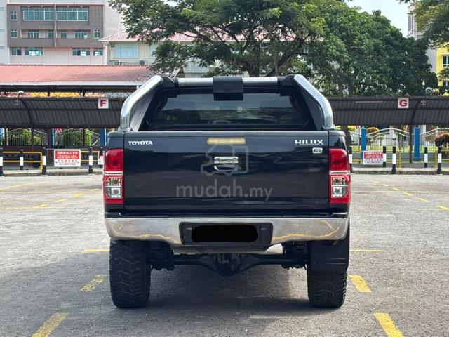 2015 Toyota HILUX D/CAB 2.5 G (M) - 4