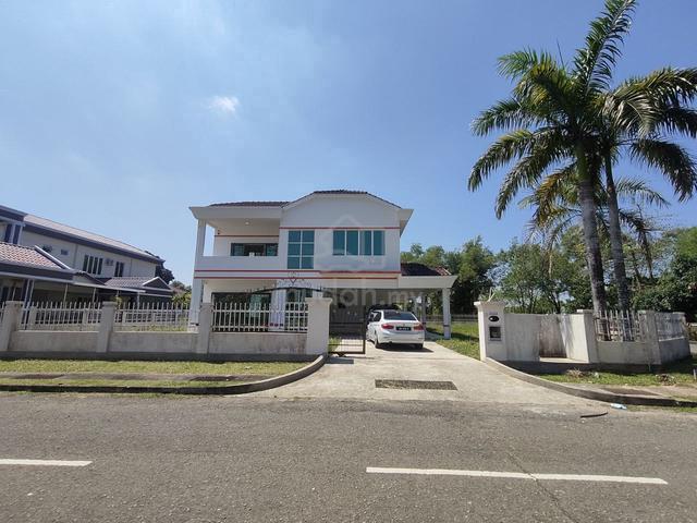 Below Market Value For Sale❗ 📍Bungalow in Taman Kingfisher Sulaman 1