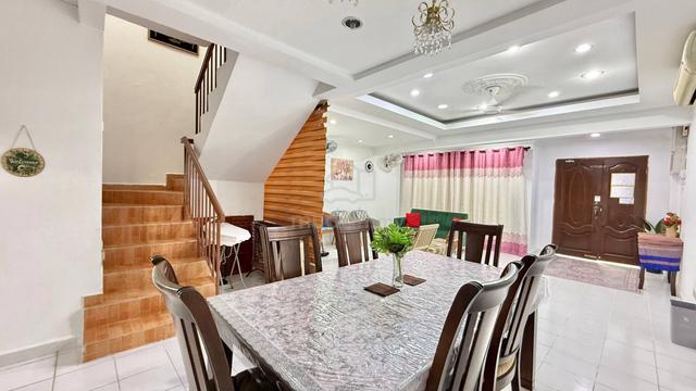 RENOVATED Teres 2 tingkat Desa Alam U12 Shah Alam 1