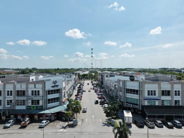 Ground Floor ENDLOT Shoplot@ Eleven Avenue Bandar Bukit Raja 1