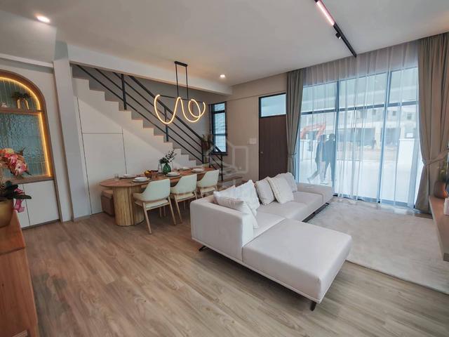 Taman Prima Sumundu 2 Storey Terrace House Penampang | Big Car Porch 1
