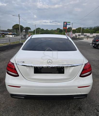 2019 Mercedes Benz E200 2.0 AVANTGARDE (CKD) (A) - 3