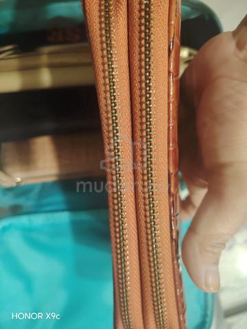 Carousel Image