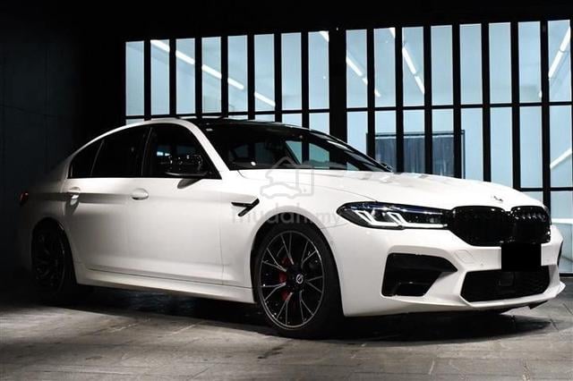 BMW M5 4.4 Competition / Carbon roof / H.Kardon - 1