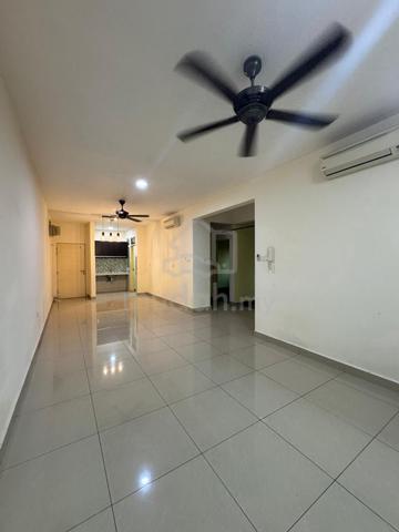 Metropolitan Square 1