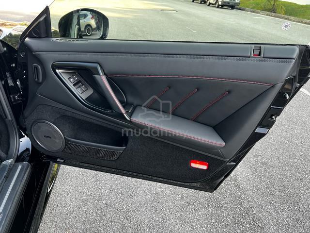 2023 Nissan GT-R 3.8 BLACK EDITION LIKE NEW - 5