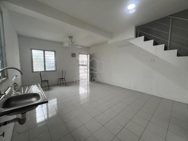 BDR PUTRA BERTAM 2 Stry Cluster House For Sale| Near MR DIY |Ori Unit 1