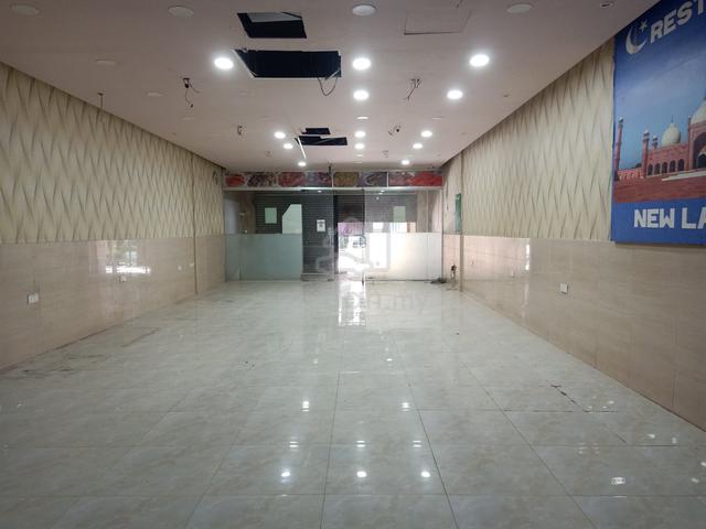 Freehold Shop For Sale at Jalan Ipoh, facing main road, prime area 1