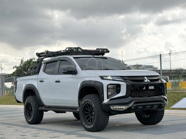 2022 Mitsubishi TRITON 2.4 VGT ATHLETE U/Warranty - 1