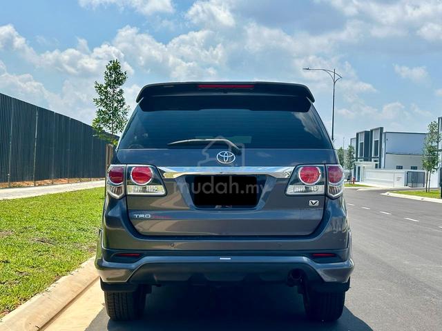 Toyota Fortuner 2.7 V TRD SPORT🔥Petrol Petrol‼️‼️ - 5