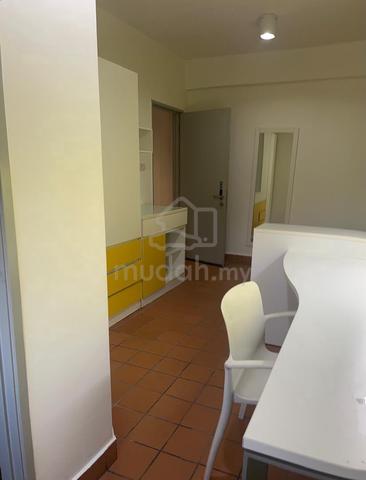 Univillage 1