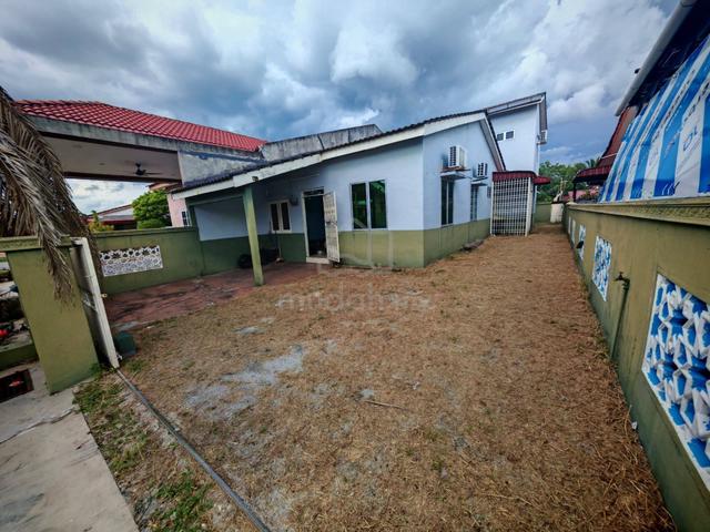 Semi D 1½ Tingkat Taman Maju, Seri Iskandar, Perak 1