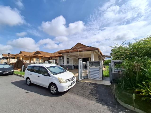 Seremban 3 1-storey Semi-Detached House for Sale in Seremban 1