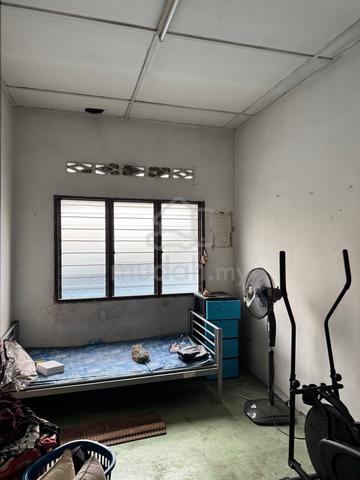 Bilik Sewa Kg Baru 1