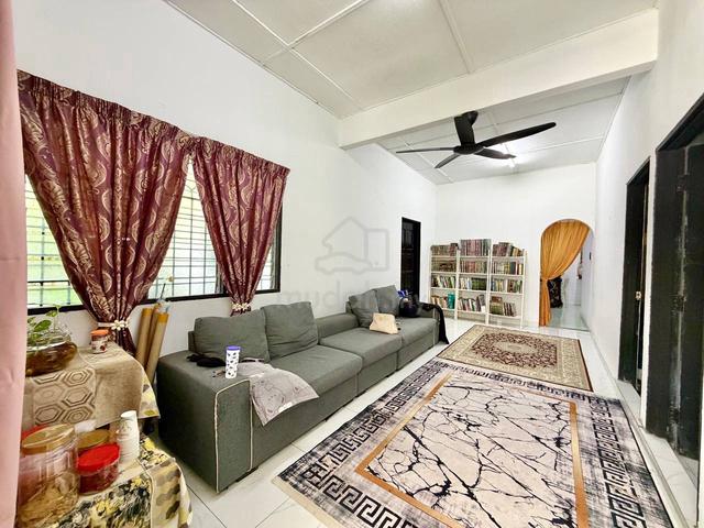 CORNER LOT | RENOVATED - 1 Storey Terrace Taman Orkid, Meru Klang 1