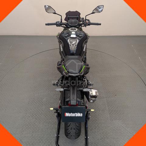 Carousel Image