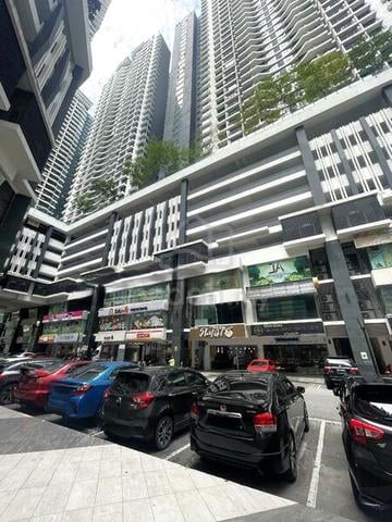 KL Traders Square Residences 1
