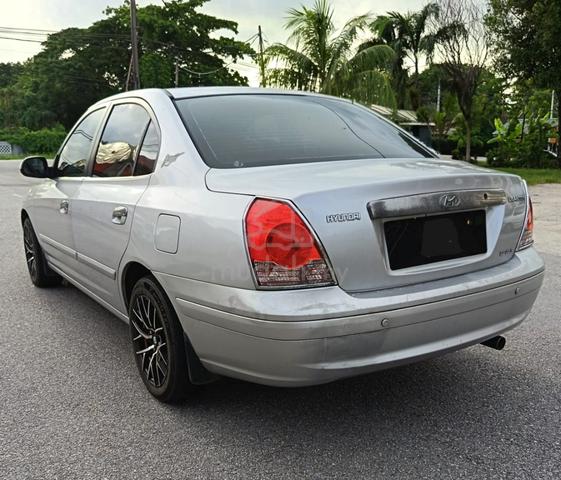 Hyundai ELANTRA 1.8(A) GLS - 2