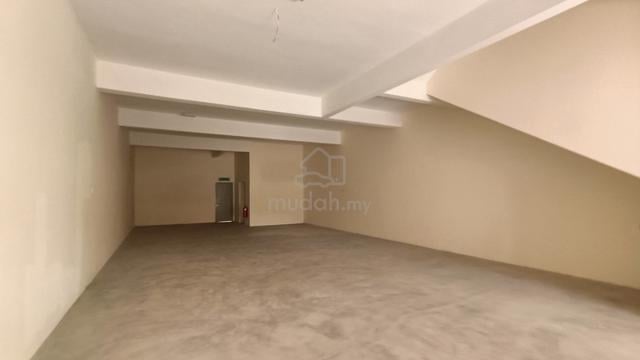Ground Floor shop (24*80sf) Bandar Bukit Mahkota Seri Putra Kajang 4