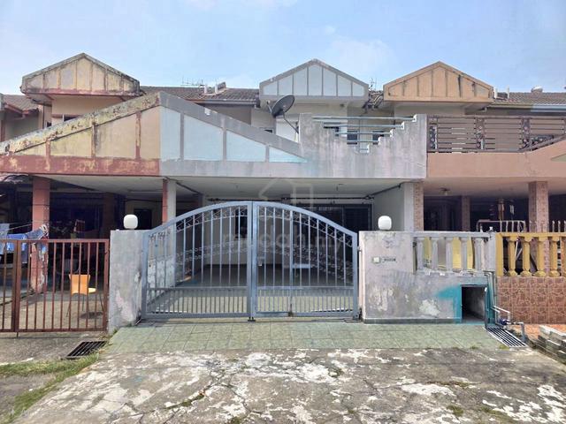 FACING OPEN & FULLY EXTENDED 2 Storey Seksyen 1 Bdr Teknologi Kajang 1