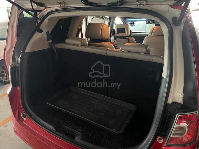 2011 Mazda 8 2.3 (A) - 4