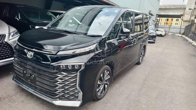 2022 Toyota VOXY 2.0 S-Z FULL SPEC - 2