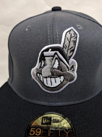 New Era Indians 59FIFTY Chief Wahoo Cap 7 1/2 - photo 2 of 6