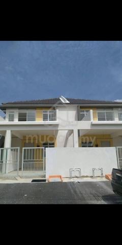 Rumah Townhouse Bawah (Taman Kasa Heights) 1