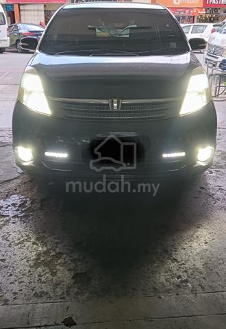 2005 Toyota ISIS 1.8 (A) - 1