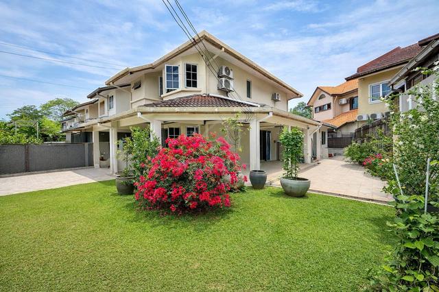 RENOVATED 💥 CORNER LOT Double Storey Terrace Seksyen 6 Wangsa Maju 1