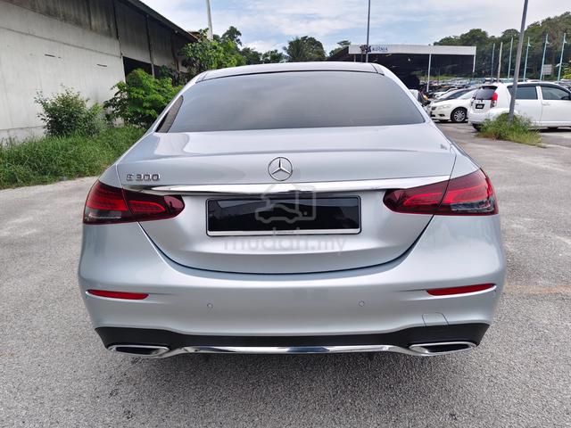 2022 Mercedes Benz E300 2.0 AMG (CKD) (A) OTR - 3