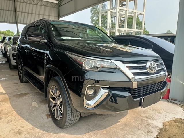 2018 Toyota FORTUNER 2.4 VRZ 4X2 (A) - 1