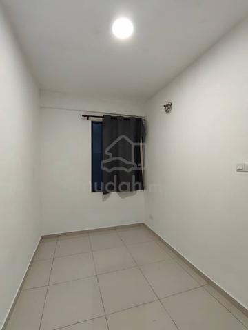 Marina Residence 4