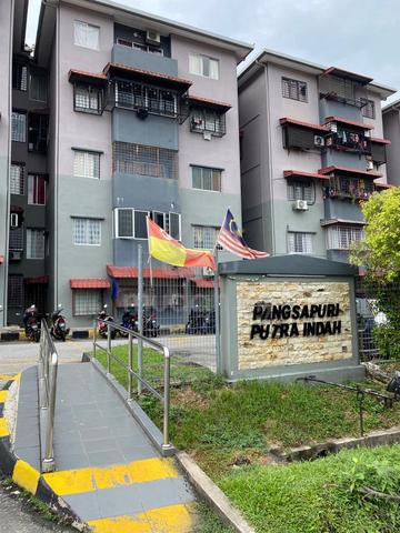 Putra Indah Apartment 1