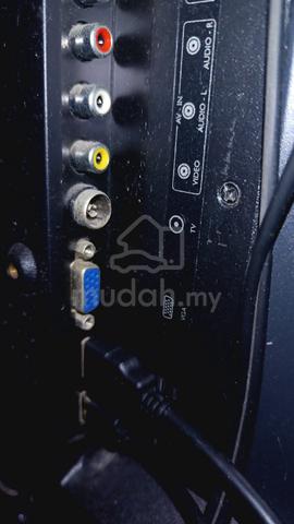 Philips 24" Slim LED TV/Monitor - photo 3 of 5