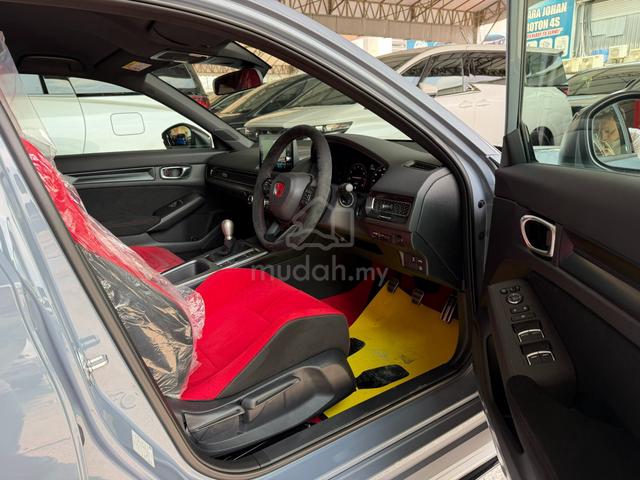 2025 Honda CIVIC 2.0 TYPE R FL5 6A 15KM NEW CAR!! - 5