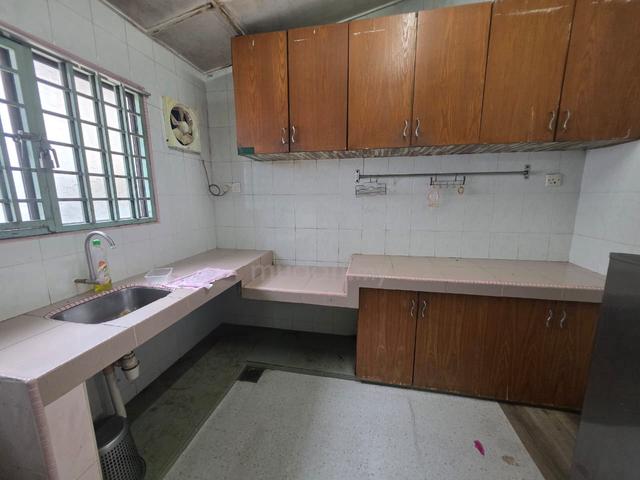Sri petaling Renovated 100% Loan🏝️F/H 2 Storey Extended Kitchen 1