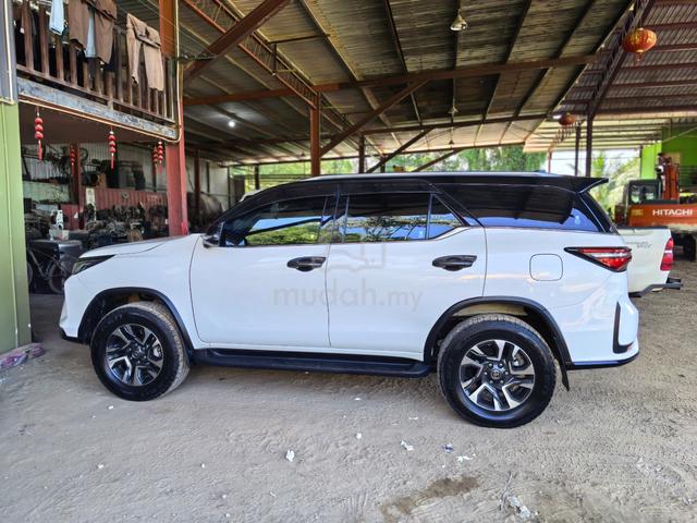 2024 Toyota FORTUNER 2.8 VRZ MY21 (A)4X4 FULL LOAN - 3
