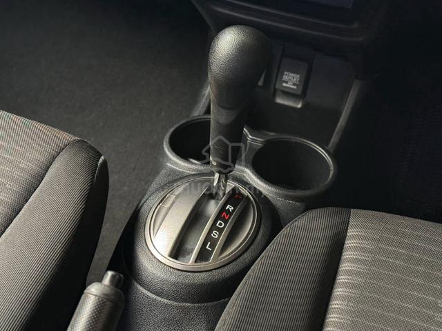 2020 Honda BR-V 1.5 FACELIFT-HONDA SERVICE RECORD - 4