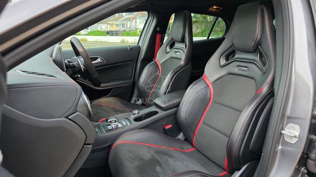 2015 Mercedes Benz GLA45 AMG 4MATIC 2.0 (A) - 4
