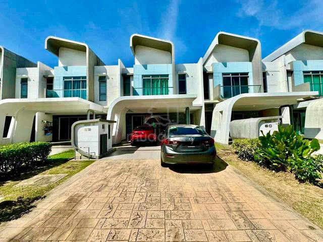 FOR SALE | Double Storey Superlink Courtyard Villa 1