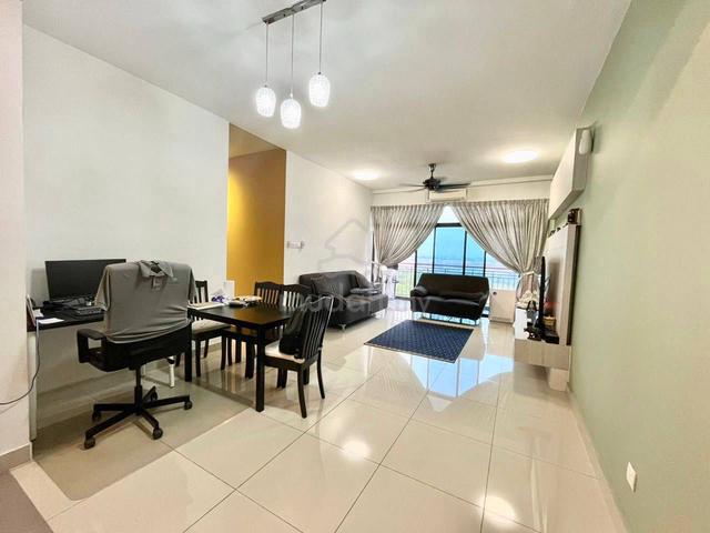 Seri Austin Residence Luxury Apartment 1