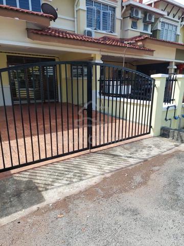2 Storey Terrace House @ Taman Putra Impiana, Puchong 1