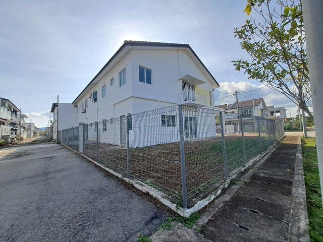 Pura Kencana, Sri Gading 🏡 CORNER LOT Terrace House 1