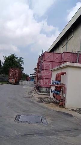 Hot Area Limited Big Warehouse with big land for rent meru klang 5