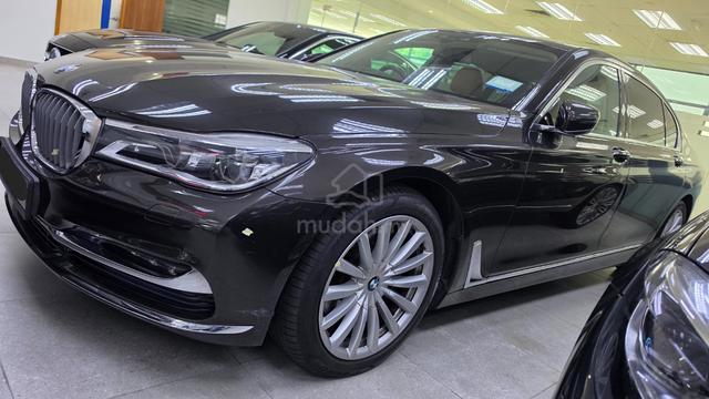 2016 Sime Darby Bmw 730Li (CBU) 2.0 (A) - 4
