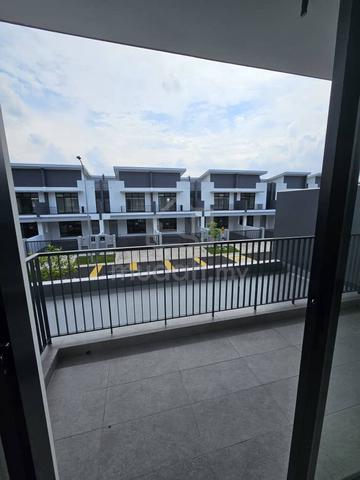 Podorosa Calista 2 storey for sell 1