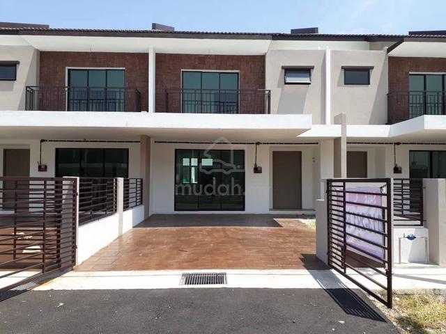 Teres 2 Tingkat Taman Saujana KLIA Sepang (22x75 Type ALCEA) 1