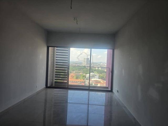 Admiral Residences 1